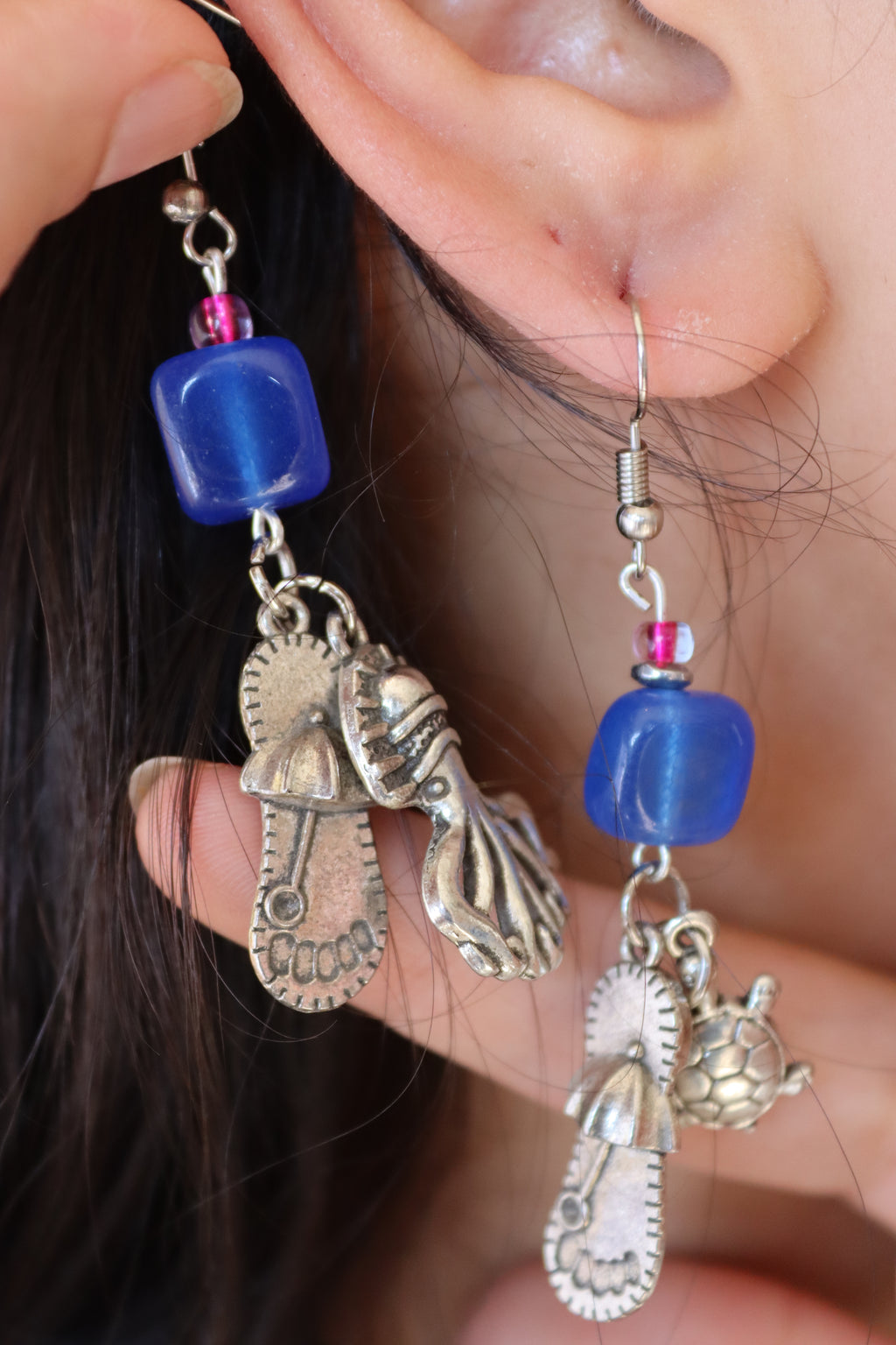 Beach flip-flop dangles