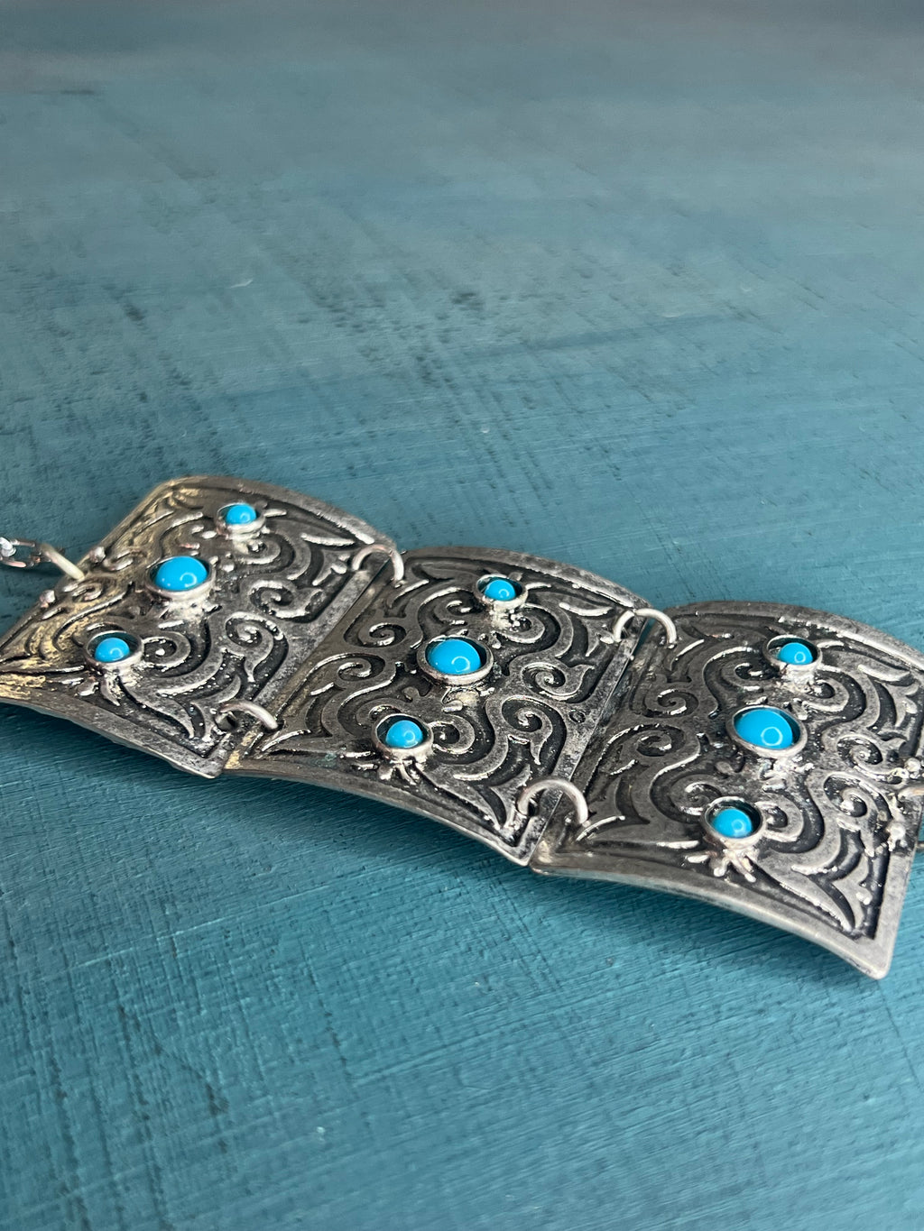 Laylai El-Turath "Azure"