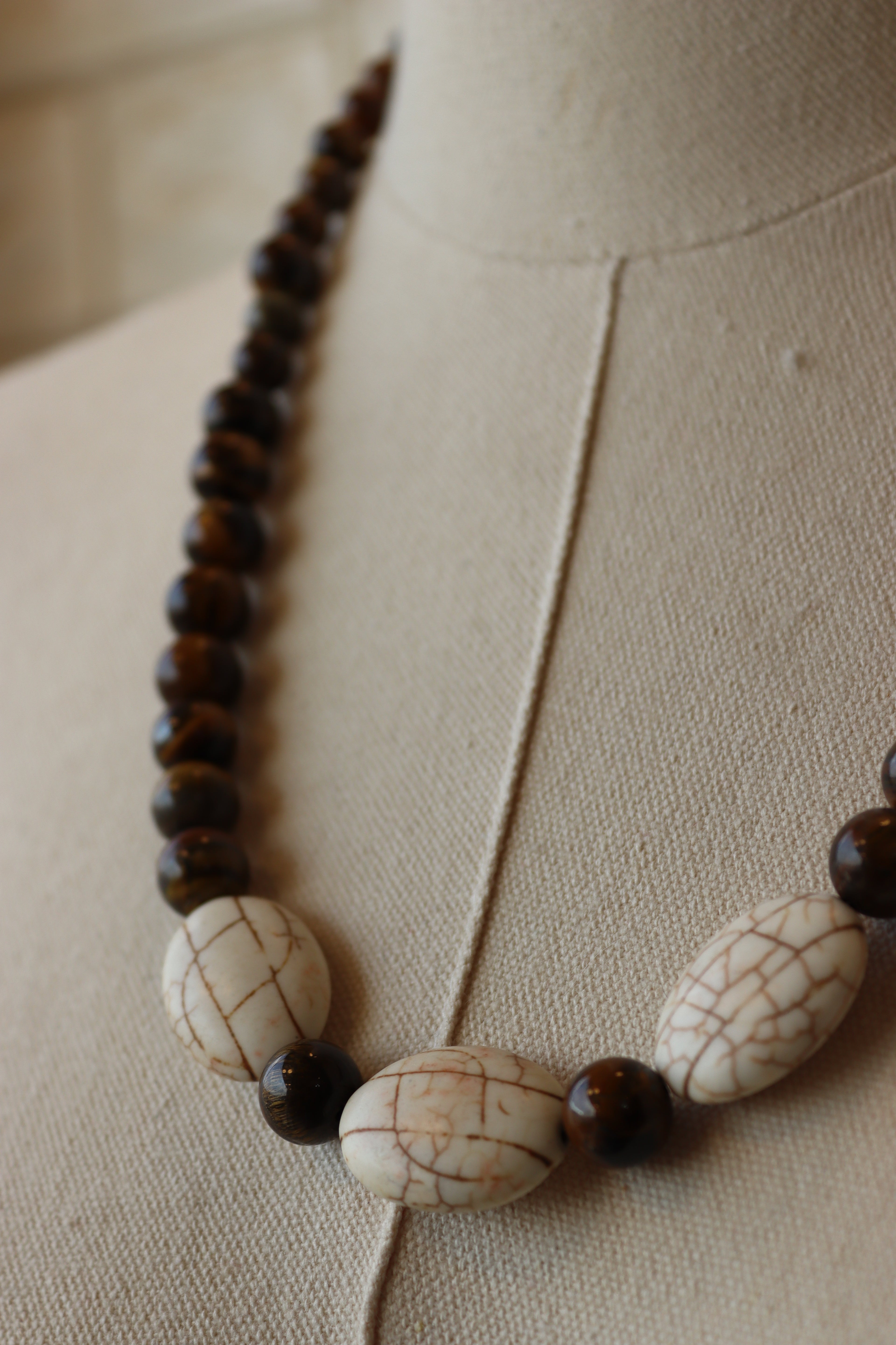 brown agate and white howlite boho necklace | Handmade jewelry