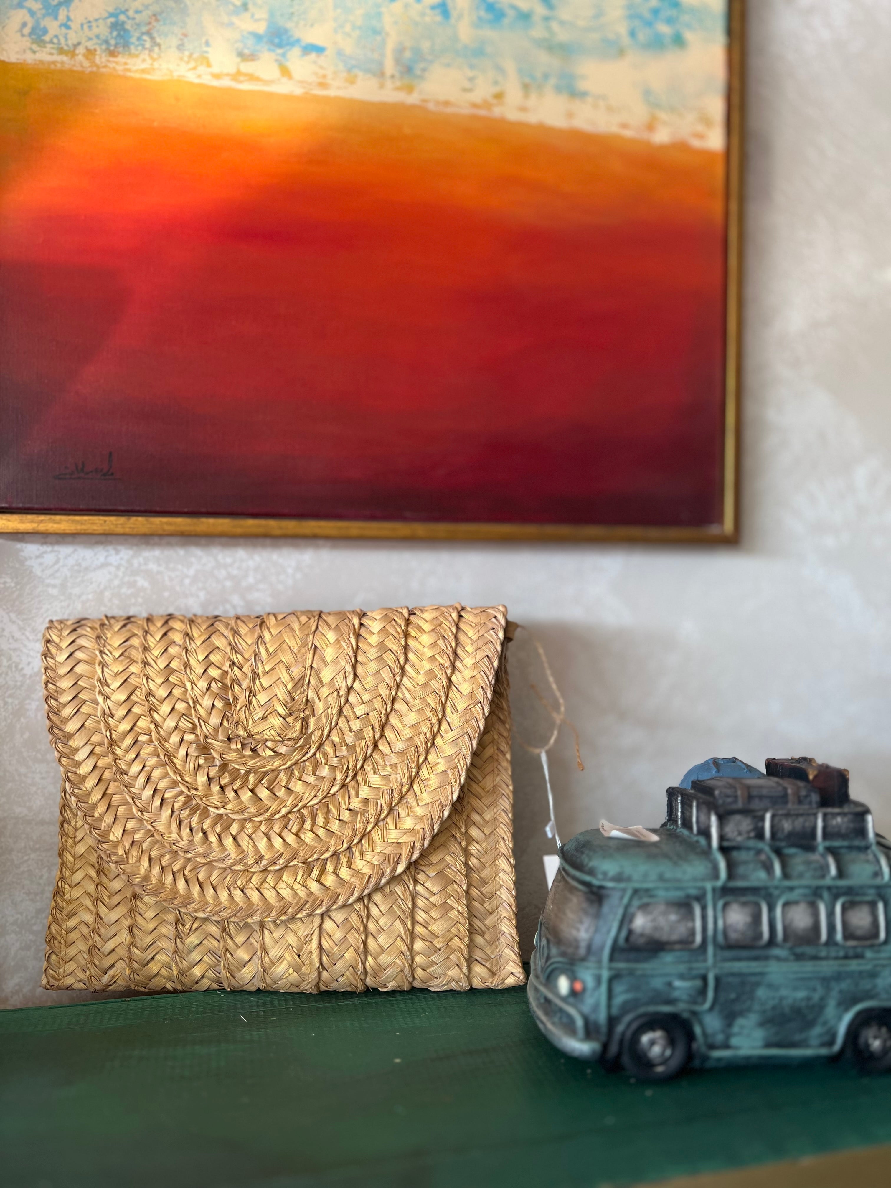 Clutch bag Made of wicker