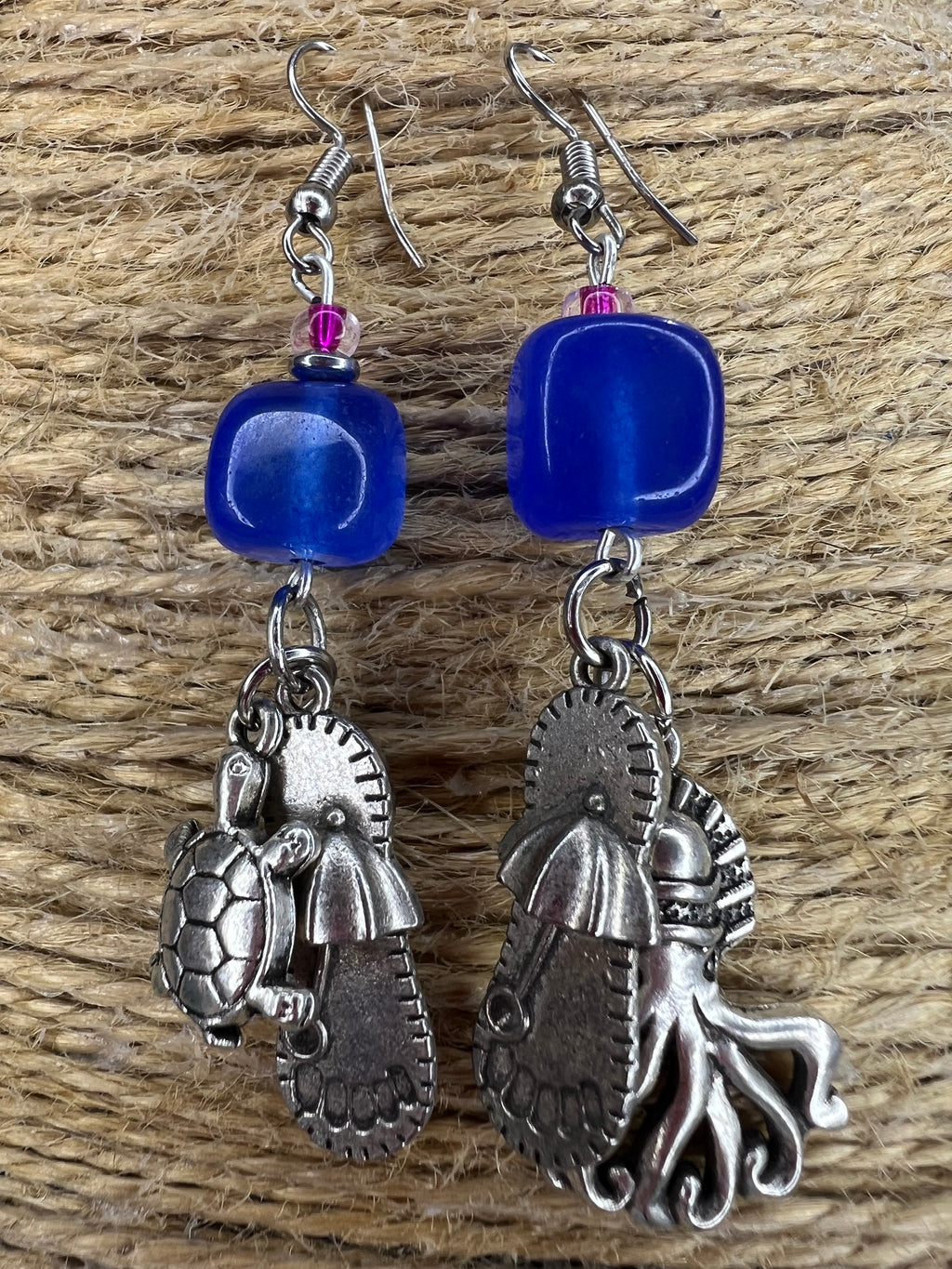 Beach flip-flop dangles