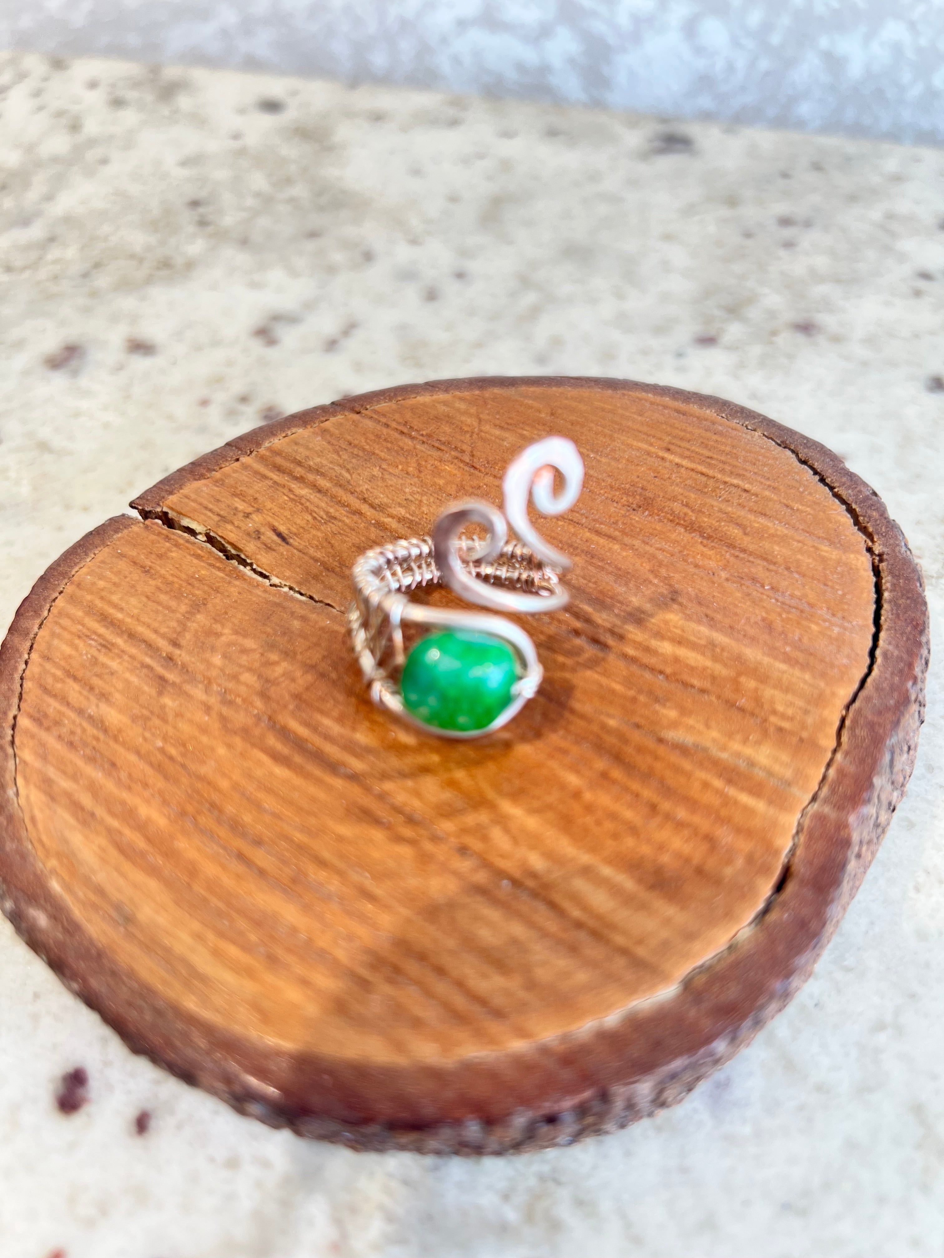 Wire jewelry making workshop