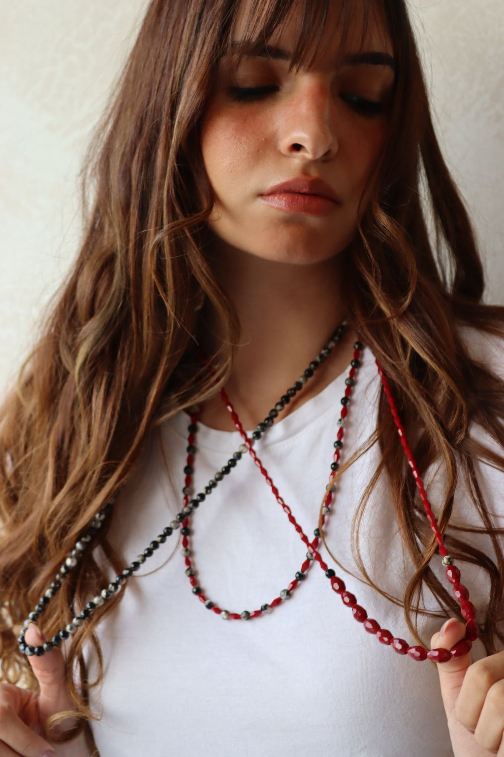 Black Agate and Red Crystal Triple-Layered Necklace | Handmade jewelry