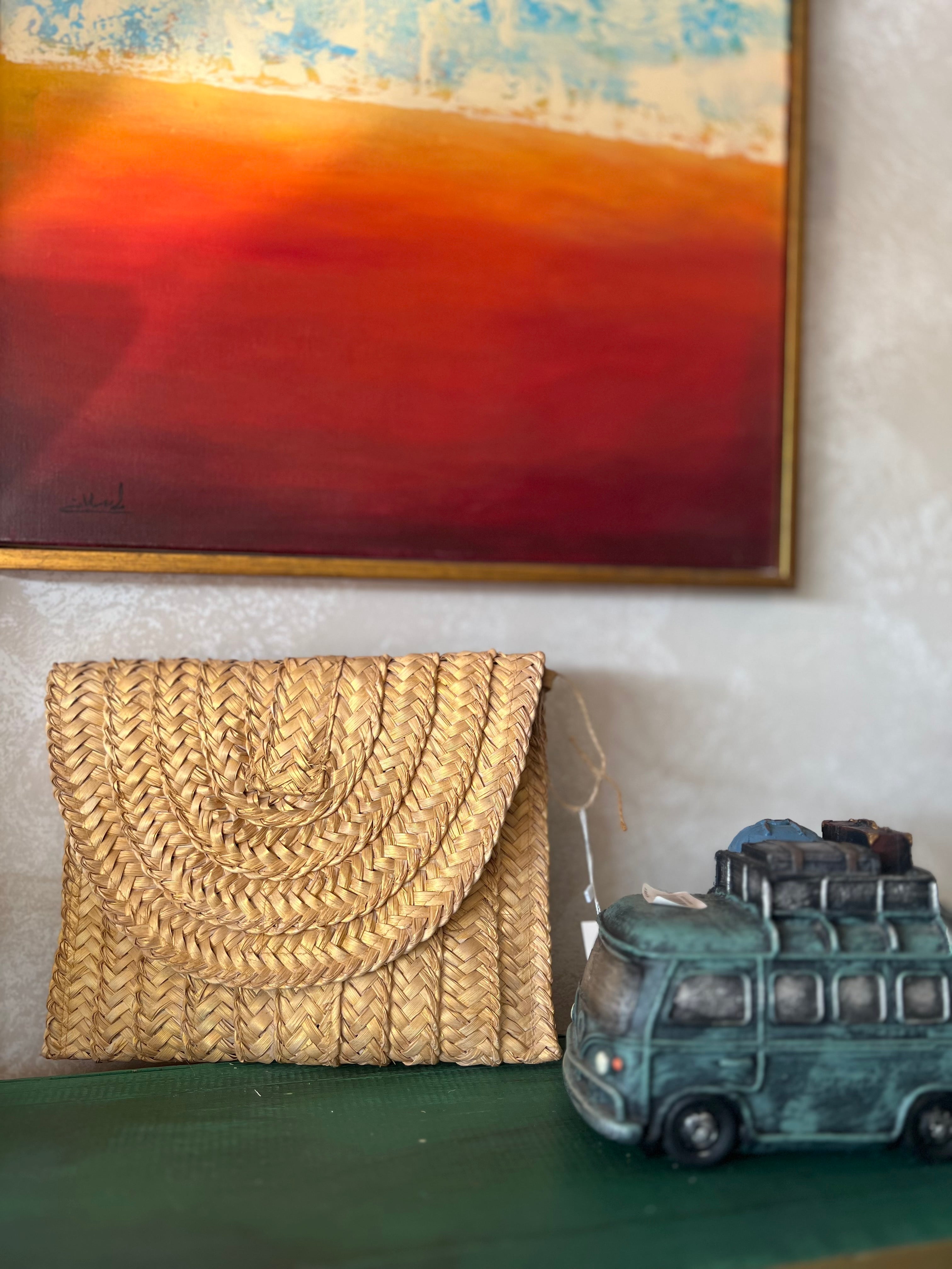 Clutch bag Made of wicker