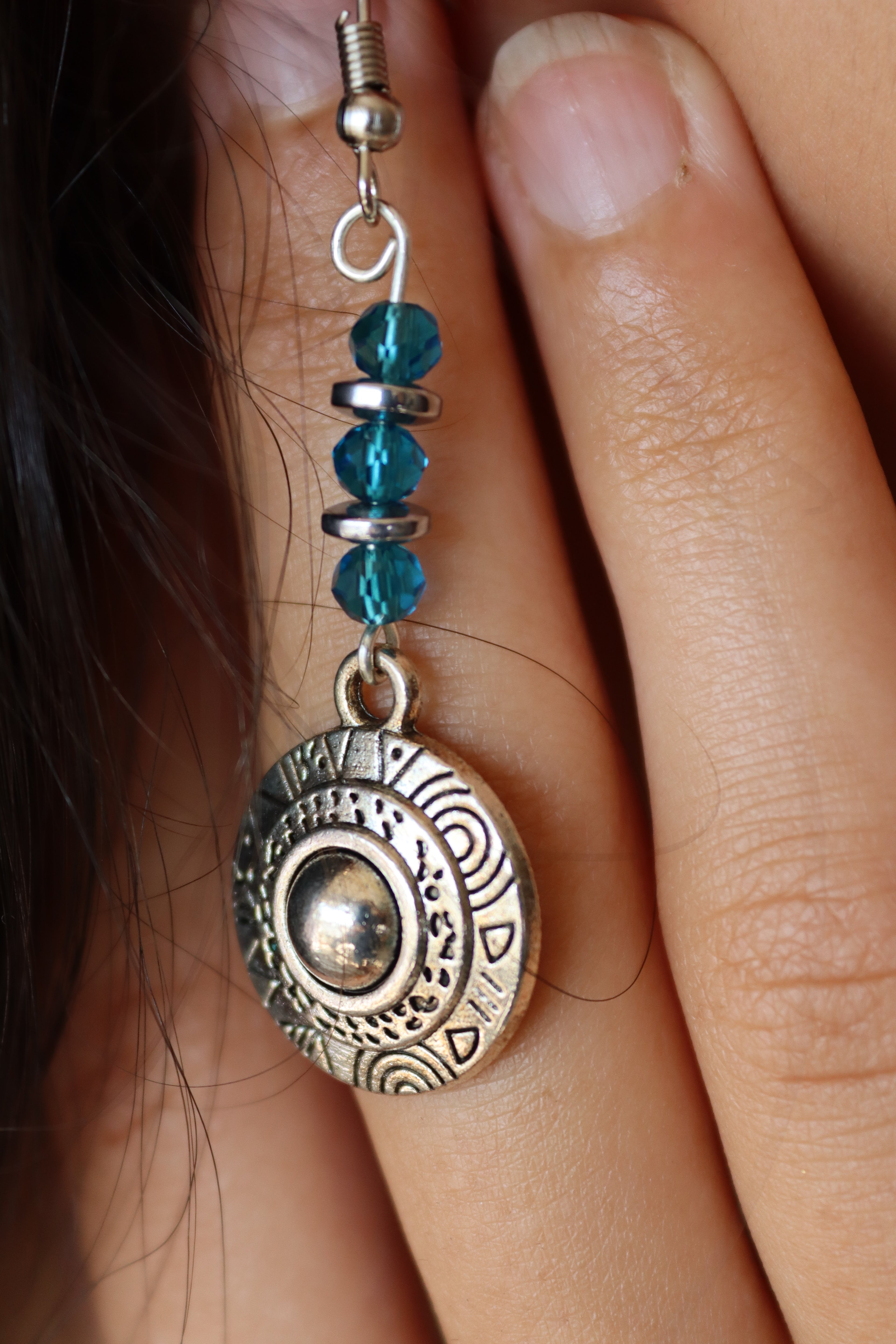 Blue dragon's eye drops