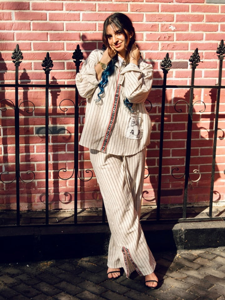 Beige stripped suit One Size