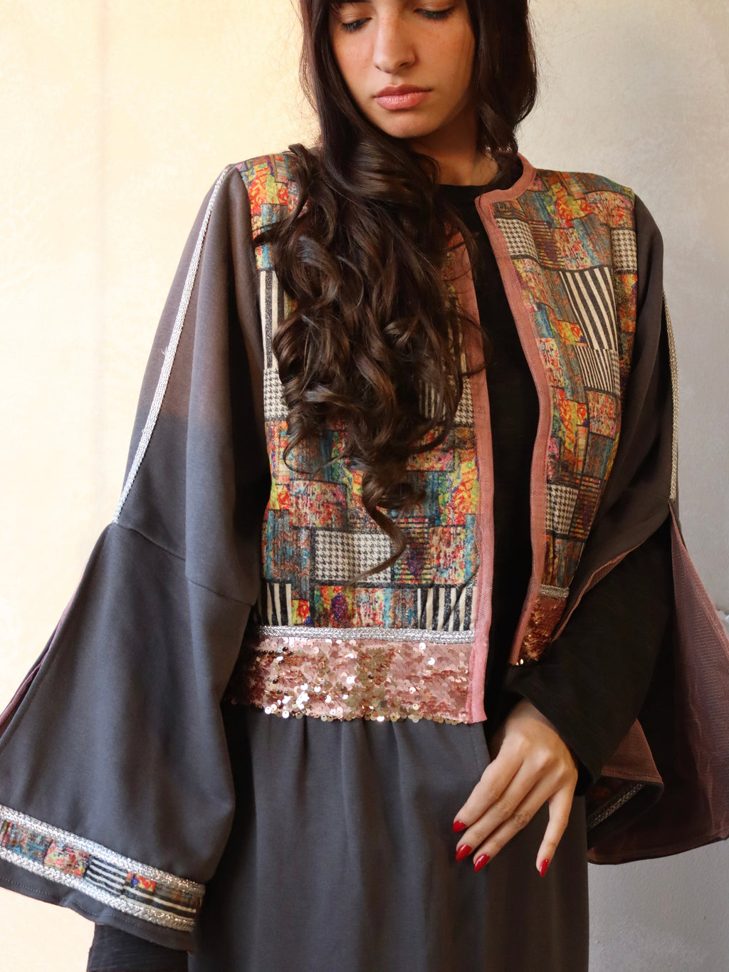 our colorful kaftan in gray color