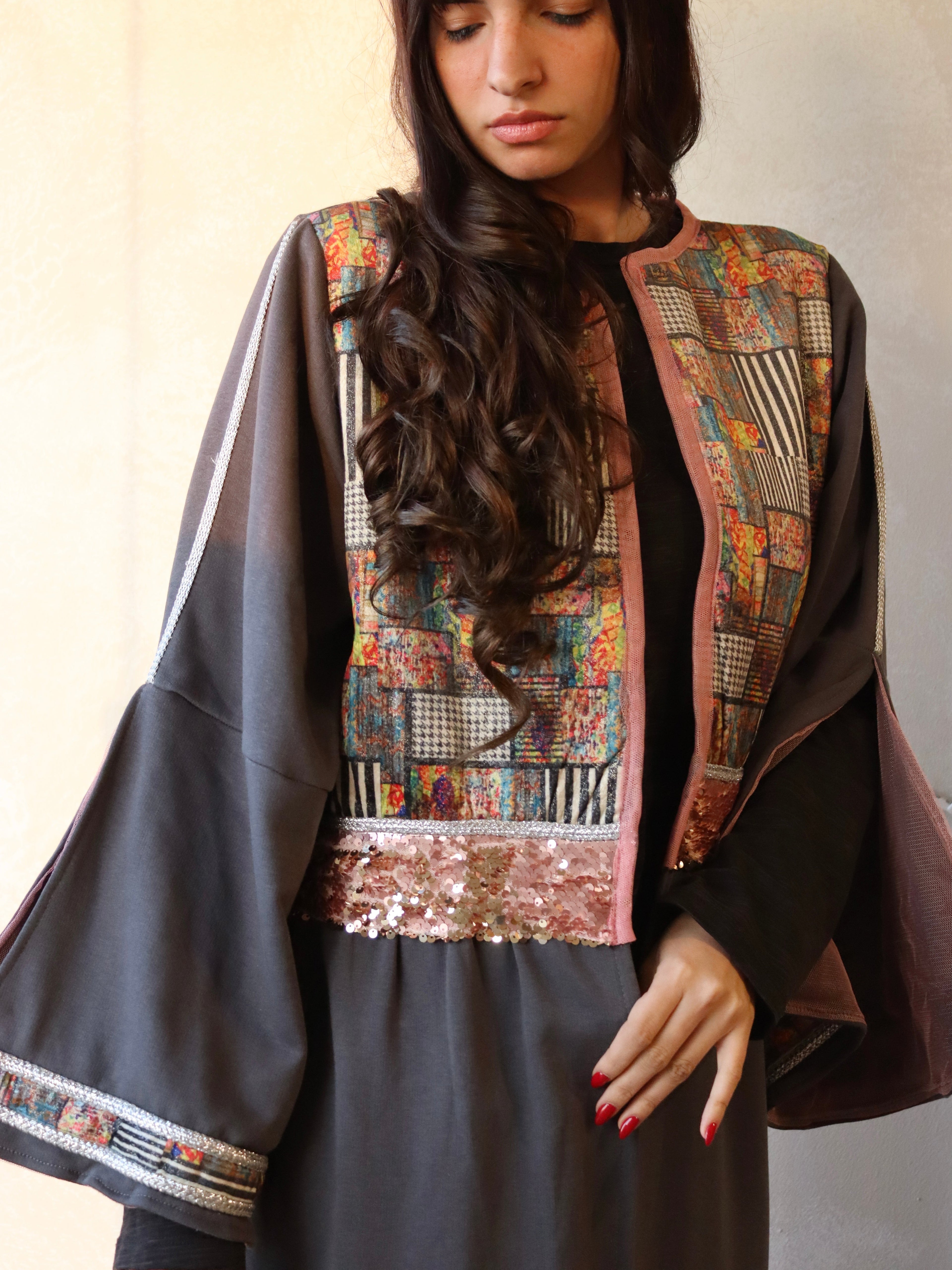 our colorful kaftan in gray color