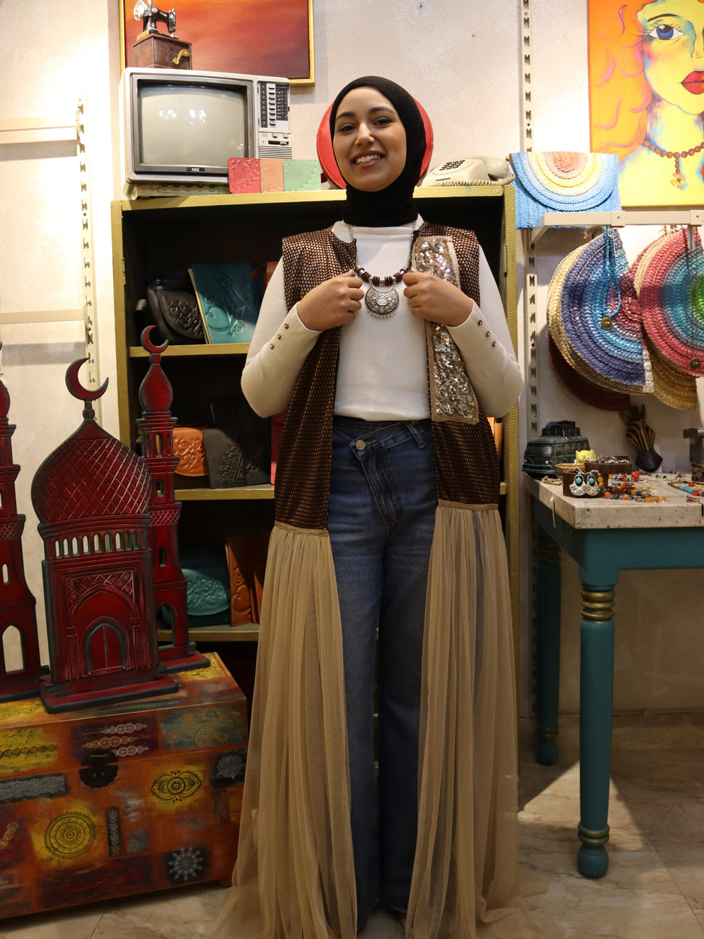 brown sleeveless kaftan