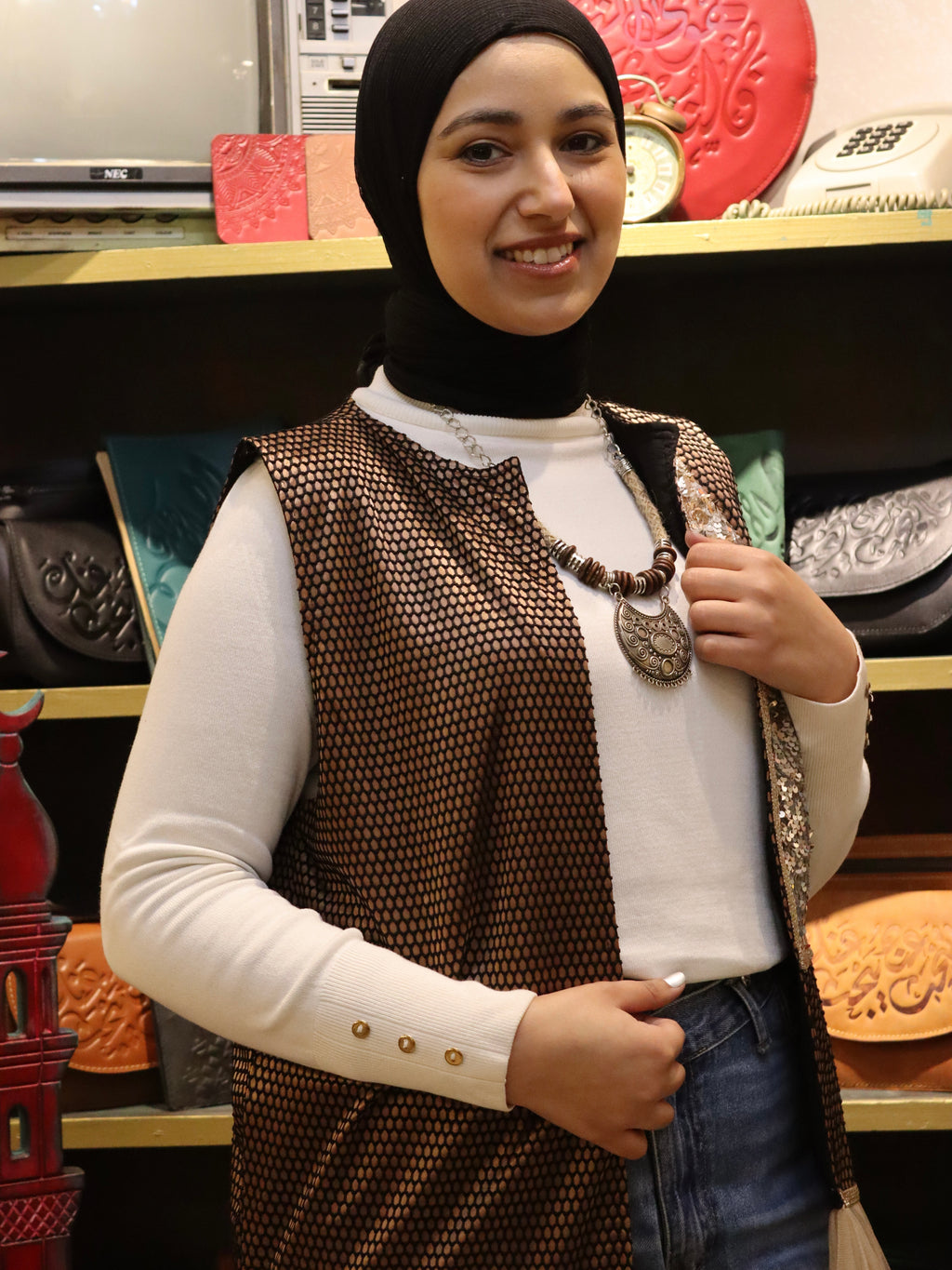 brown sleeveless kaftan