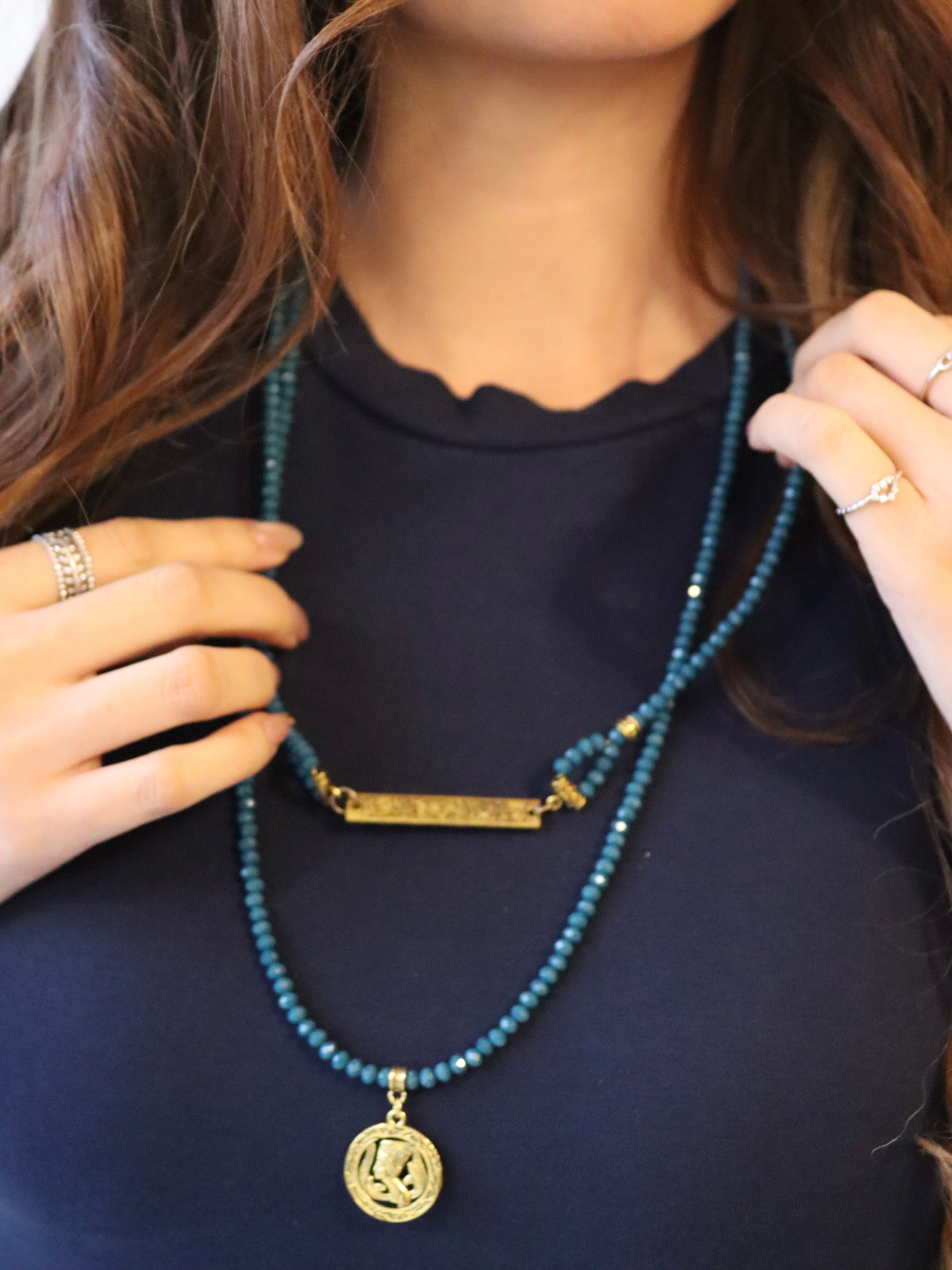 teal crystal necklace with gold accent | J171