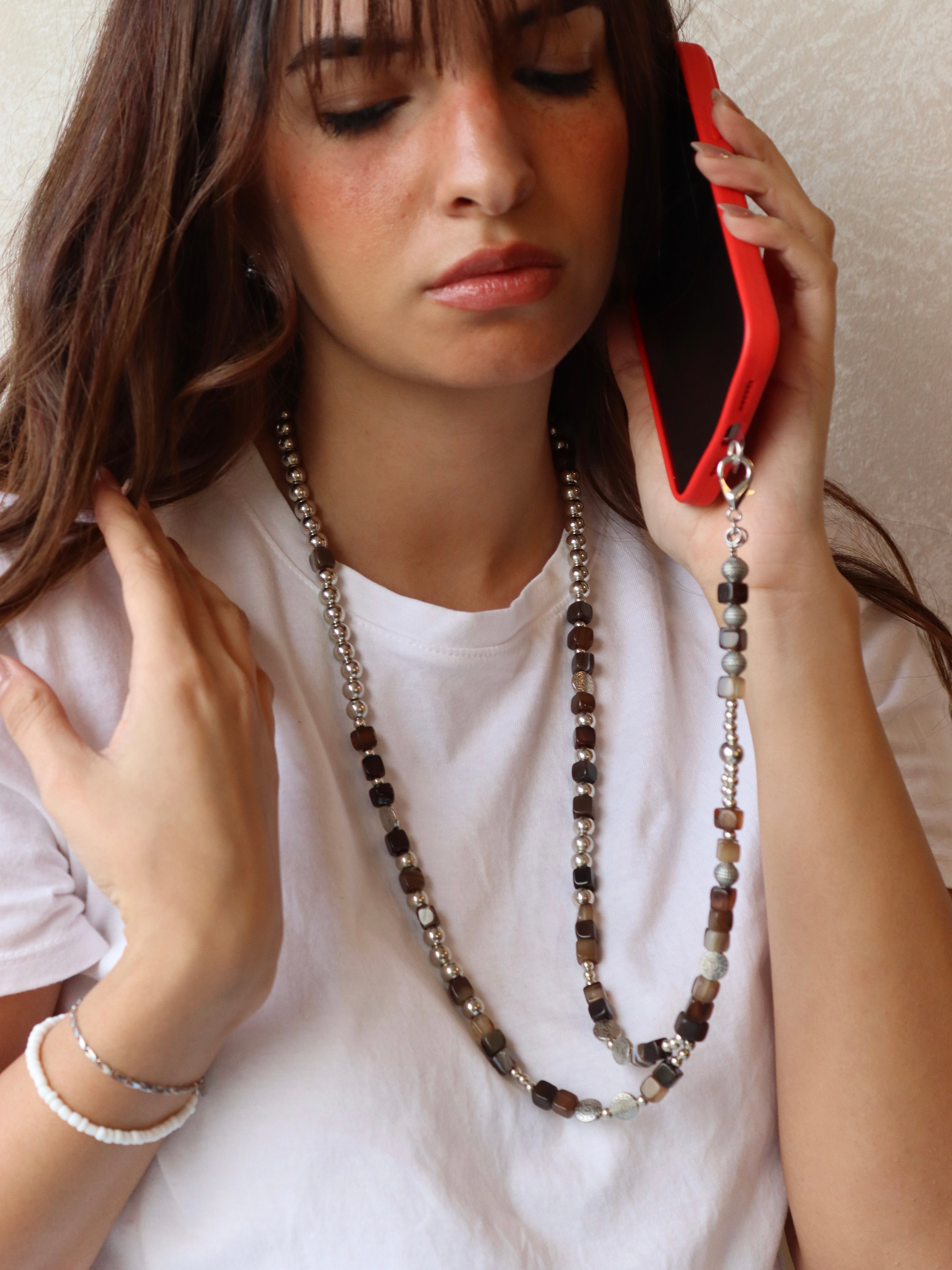 agate and silver metal mobile chain