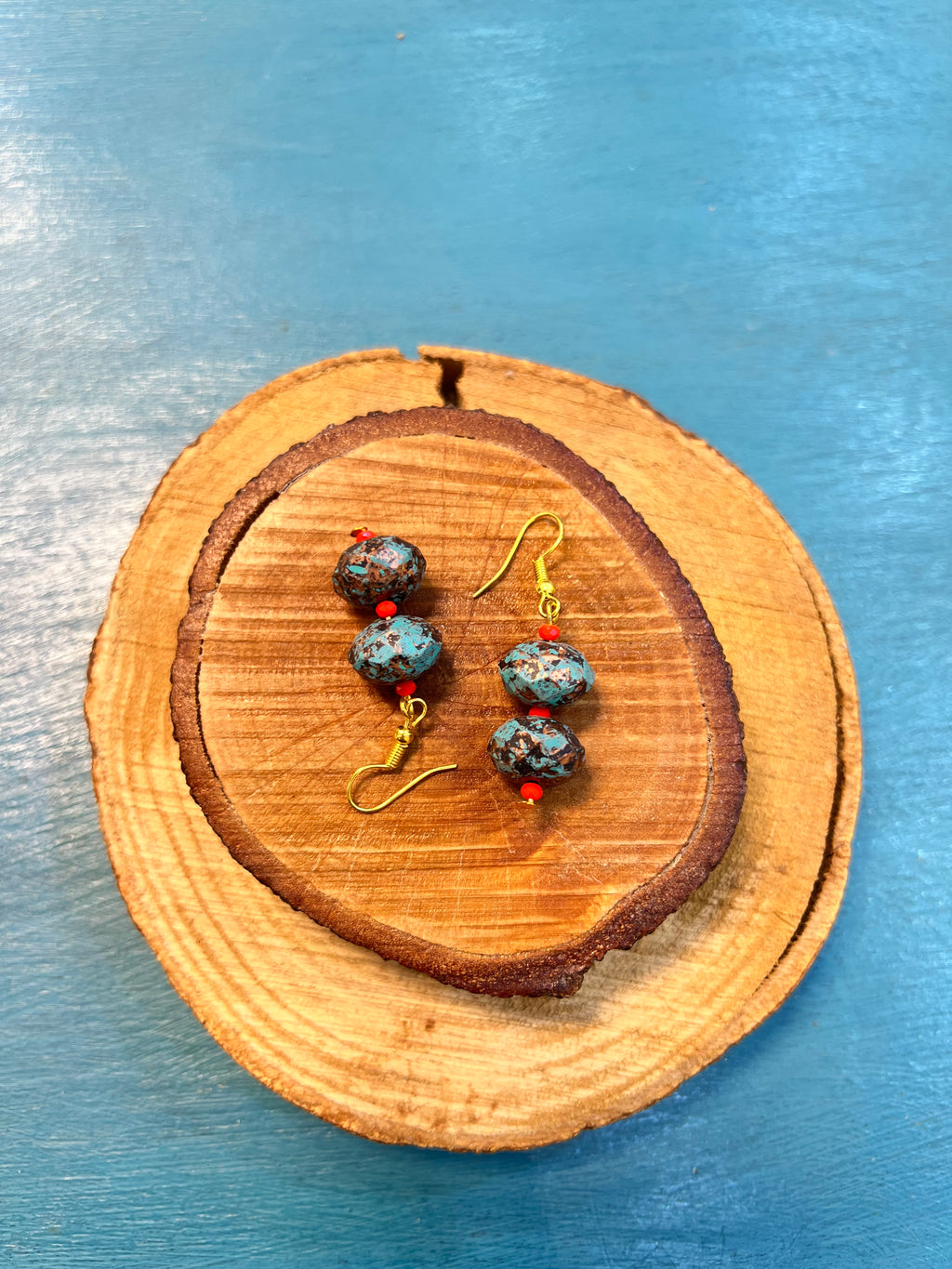 turquoise beaded earrings | J234