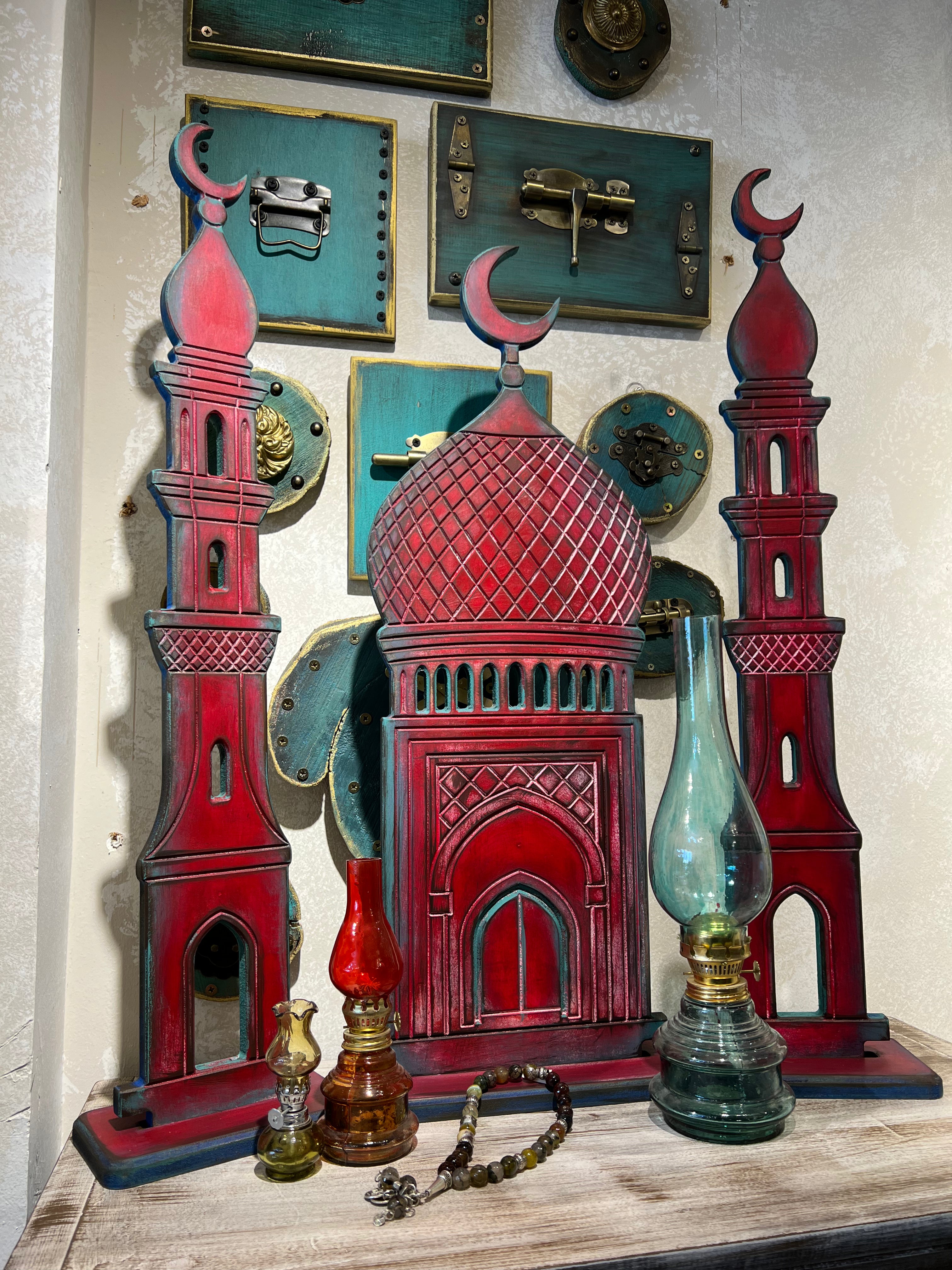 Noor Al Mihrab Set in red | Handmade Ramadan Decore